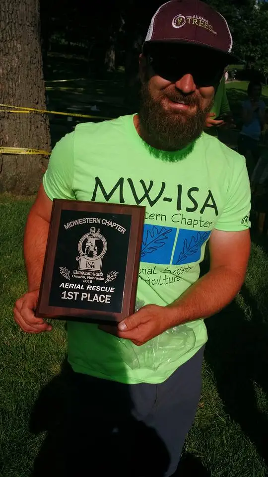 Will won 1st place in Aerial Rescue at the 2016 MW-ISA Tree Climbing Championship. Will won 1st place in Aerial Rescue at the 2016 MW-ISA Tree Climbing Championship.